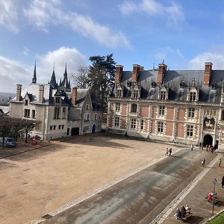 Un Sejour Royal Au Calme Blois Exterior foto